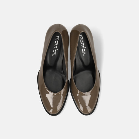 15%OFF:ラウンドトゥ チャンキーヒール パンプス(m66602)グレージュE/mamian(マミアン)