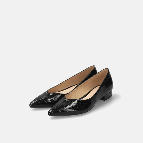 予約：メタルパーツ フラットシューズ（m17064）ブラックCR/mamian（マミアン）