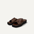 限定特価3,490円：【ユニセックス】厚底 プラットフォーム クロス サンダル（m10bn07）ダークブラウン/mamian（マミアン）